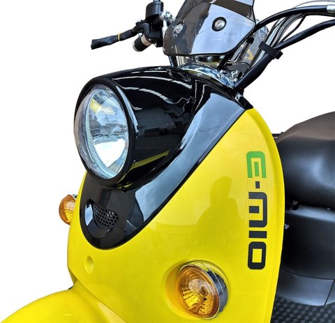 Skuter elektryczny E-MIO Destina żółty moc 2000W, prędkość 45 km/h, zasięg 50 km + kufer Skuter elektryczny E-MIO Destina żółty moc 2000W, prędkość 45 km/h, zasięg 50 km + kufer