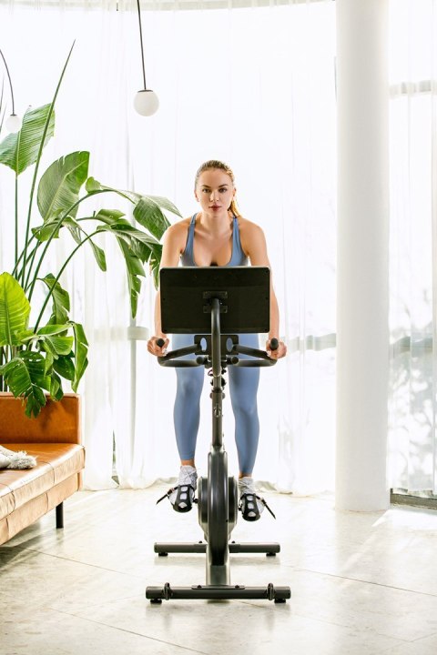 Rower stacjonarny, magnetyczny OVICX Q200X z ekranem dotykowym 15,6" TFT, WIFI bluetooth&app Rower stacjonarny, magnetyczny OVICX Q200X z ekranem dotykowym 15,6" TFT, WIFI bluetooth&app