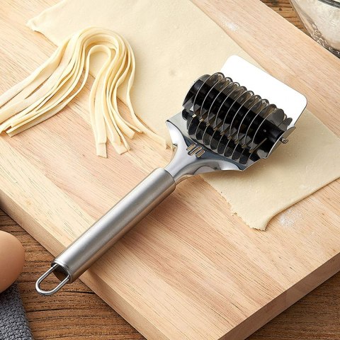 WYKRAWACZ DO MAKARONU DOMOWEGO WSTĄŻKI 5mm BRUNBESTE BB-2994 WYKRAWACZ DO MAKARONU DOMOWEGO WSTĄŻKI 5mm BRUNBESTE BB-2994