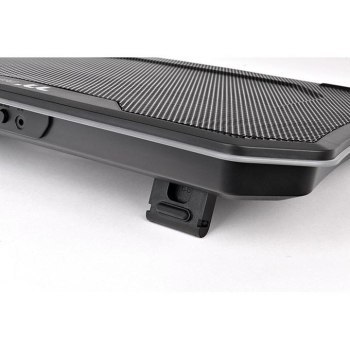 THERMALTAKE MASSIVE 12 RGB 15 120CM CL-N020-PL12SW-A THERMALTAKE MASSIVE 12 RGB 15 120CM CL-N020-PL12SW-A