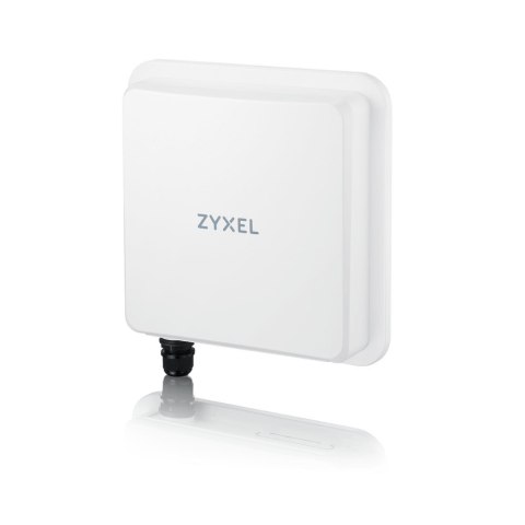 Zyxel Nebula 5G NR Outdoor Router FWA710, Standalone/Nebula with 1 year Nebula Pro License, 2.5G LAN, EU and UK Zyxel Nebula 5G NR Outdoor Router FWA710, Standalone/Nebula with 1 year Nebula Pro License, 2.5G LAN, EU and UK