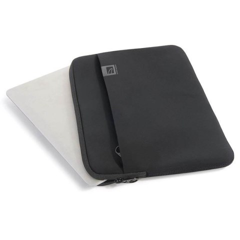 Tucano Top Second Skin - Pokrowiec MacBook Pro 13" (M2/M1/2022-2016), MacBook Air 13" (M3/M2/2024-2018) (czarny) Tucano Top Second Skin - Pokrowiec MacBook Pro 13" (M2/M1/2022-2016), MacBook Air 13" (M3/M2/2024-2018) (czarny)