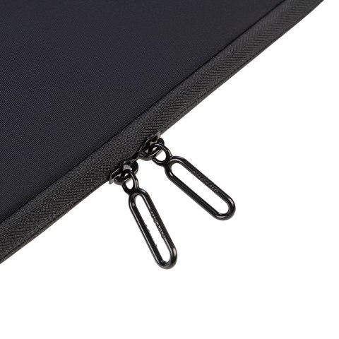 TUCANO Elements 2 - Pokrowiec MacBook Air 15" (M3/M2/2024-2023) (czarny) TUCANO Elements 2 - Pokrowiec MacBook Air 15" (M3/M2/2024-2023) (czarny)