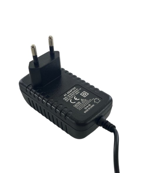 Zasilacz sieciowy uniwersalny 230/12v 2.5a Zasilacz sieciowy uniwersalny 230/12v 2.5a