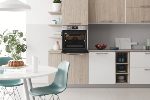 Piekarnik INDESIT IFWS 3841 JH IX Piekarnik INDESIT IFWS 3841 JH IX