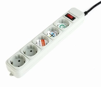 Listwa przeciwprzepięciowa Gembird SPG3-B-15C (4,5 m) Listwa przeciwprzepięciowa Gembird SPG3-B-15C (4,5 m)