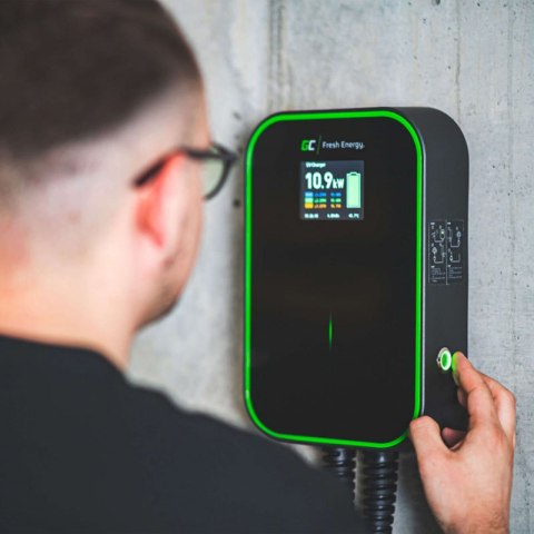 Green Cell - Ładowarka Wallbox GC EV PowerBox 22kW z kablem Type 2 do ładowania samochodów elektrycznych i hybryd Plug-In Green Cell - Ładowarka Wallbox GC EV PowerBox 22kW z kablem Type 2 do ładowania samochodów elektrycznych i hybryd Plug-In