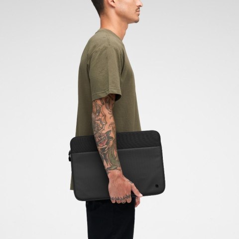Incase A.R.C. Sleeve - Pokrowiec z kieszenią MacBook Pro 14" (M4/M3/M2/M1/2024-2021) (Czarny) Incase A.R.C. Sleeve - Pokrowiec z kieszenią MacBook Pro 14" (M4/M3/M2/M1/2024-2021) (Czarny)