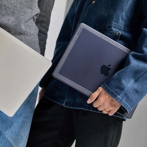 Incase Edge Hardshell Case - Etui MacBook Air 13" M3 (2024) / M2 (2022) (Black) Incase Edge Hardshell Case - Etui MacBook Air 13" M3 (2024) / M2 (2022) (Black)