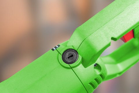 Pilarka szablowa 710W, skok 20 mm, ilość suwów 0-2800 min??, walizka Pilarka szablowa 710W, skok 20 mm, ilość suwów 0-2800 min??, walizka