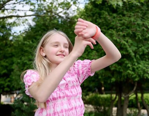 Smartwatch Garett Kids Tech 4G różowy velcro Smartwatch Garett Kids Tech 4G różowy velcro