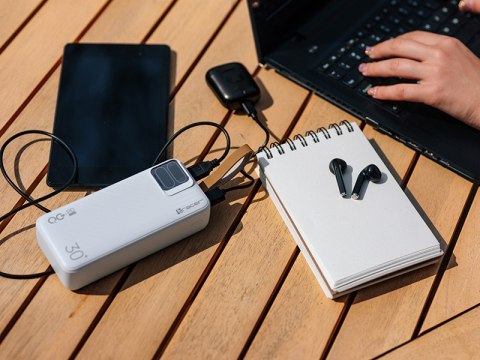 Power bank TRACER BLAZE 30000mAh 65W WH Power bank TRACER BLAZE 30000mAh 65W WH