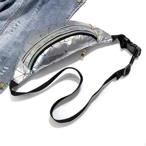 BQ58A Saszetka nerka biodrówka silver BQ58A Saszetka nerka biodrówka silver