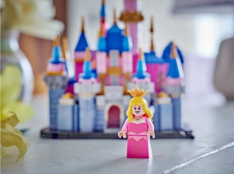 Klocki disney 40720 mały zamek śpiącej królewny Klocki disney 40720 mały zamek śpiącej królewny