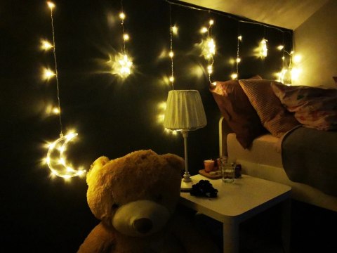 Lampki księżyce gwiazdki świąteczne światełka kurtyna 96LED Lampki księżyce gwiazdki świąteczne światełka kurtyna 96LED