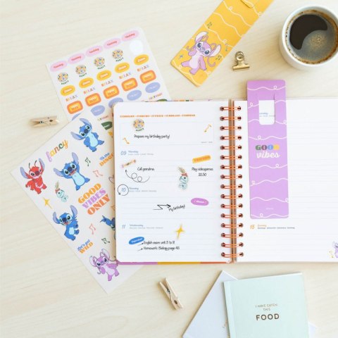 Disney Stitch - Kalendarz / Planner tygodniowy A5 2025/2026 Disney Stitch - Kalendarz / Planner tygodniowy A5 2025/2026